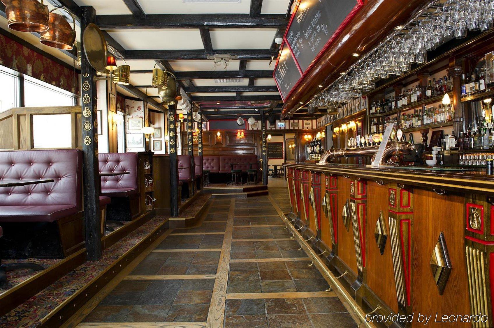 Hotel Bishops Arms Koeping Экстерьер фото