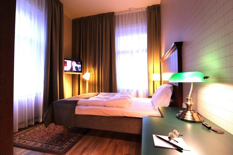 Hotel Bishops Arms Koeping Экстерьер фото