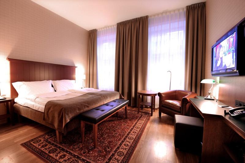 Hotel Bishops Arms Koeping Экстерьер фото